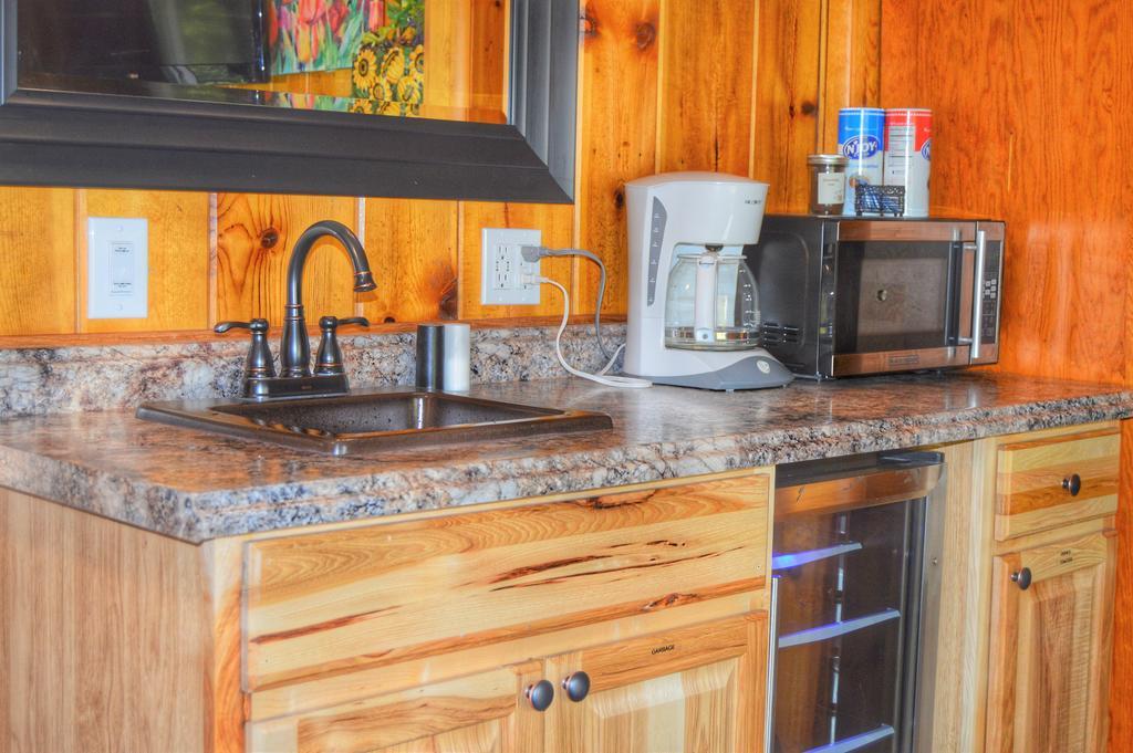 The On Fall River & Fall River Inn 3*